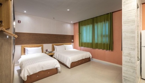 Room (Family Twin Mountain (24 pyeong/Mount)