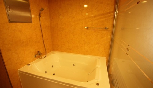 Room (Business-Standard Room (Bathtub/Stand)