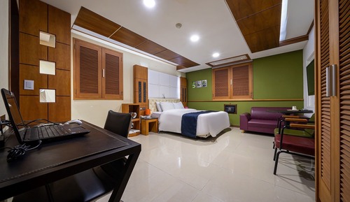 Room (General room (customer account requir)