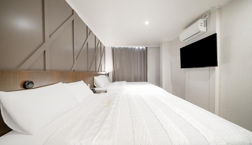 Room (Twin special room (Netflix/WiFi/non-s)