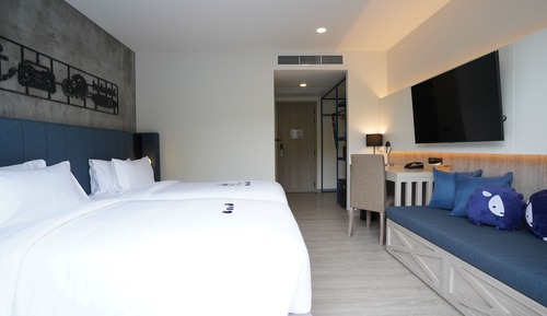 Habitación Deluxe con 2 camas individuales, acceso a la piscina