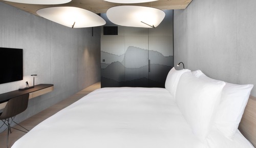 Habitación superior con 1 cama doble o 2 individuales