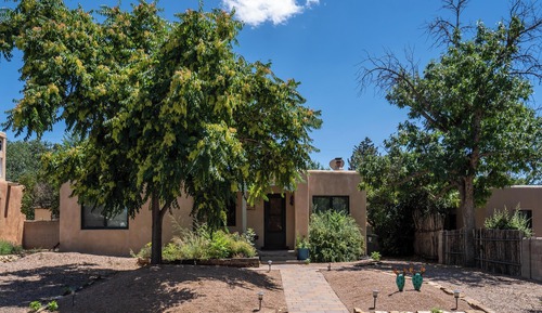 Casa (2 Bedrooms)