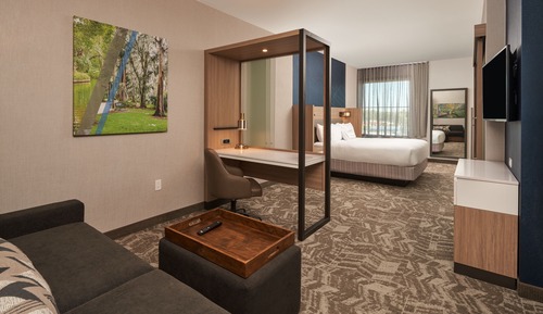 Suite, 1 cama de matrimonio grande con sofá cama, no fumadores (Mobility Accessible, Tub)