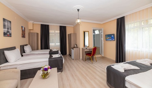 Family Quadruple Room