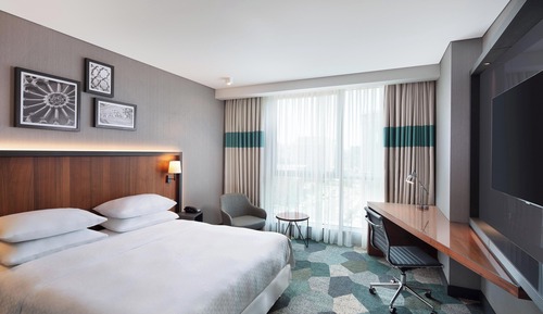 Habitación Deluxe, 1 cama de matrimonio grande, vistas a la ciudad