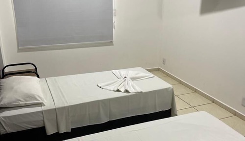 Habitación económica con 1 cama doble o 2 individuales