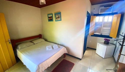 Habitación estándar con 1 cama doble o 2 individuales