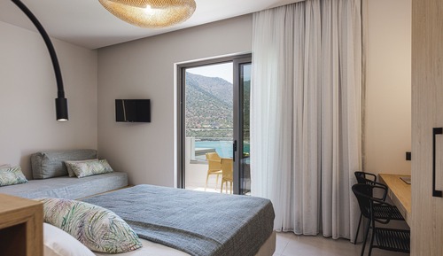 Estudio superior, vistas al mar