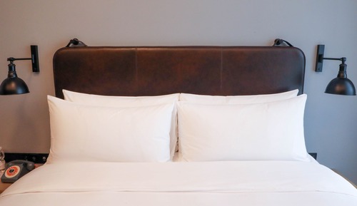 Habitación estándar, 1 cama de matrimonio grande, vistas a la ciudad