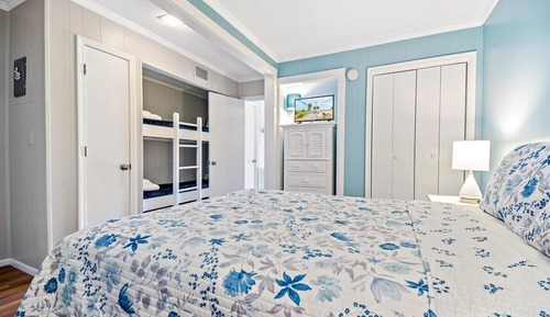 Apartamento, varias camas, acceso a la piscina (A142 - No Pets Allowed)