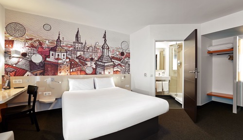 Habitación cuádruple estándar