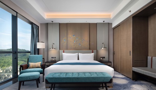 Habitación Deluxe, 1 cama de matrimonio grande, vistas a la ciudad
