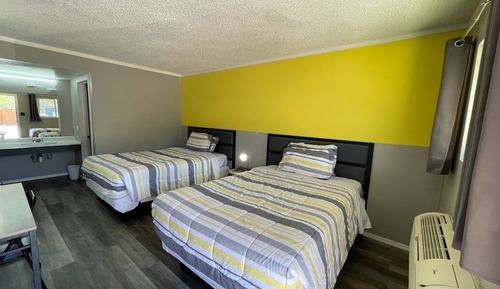 Habitación Deluxe, 2 camas de matrimonio, no fumadores, frigorífico y microondas