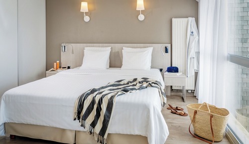 Suite junior, balcón, vistas al mar (Spa Access)
