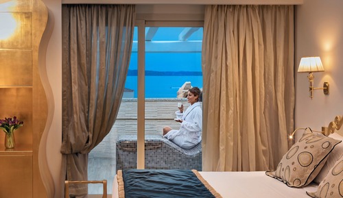 Suite presidencial, 1 cama de matrimonio grande, bañera de hidromasaje, vistas al mar