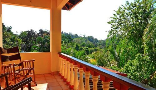 Villa familiar, 1 habitación, cocina, vistas al jardín