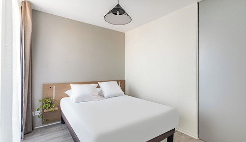 Estudio, 1 cama doble con sofá cama