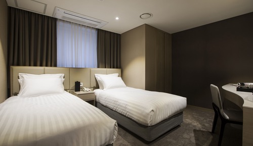 Habitación estándar con 2 camas individuales