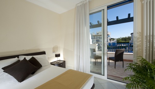 Villa, 2 baños
