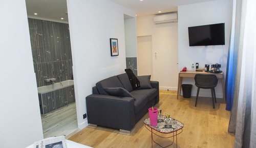 Suite