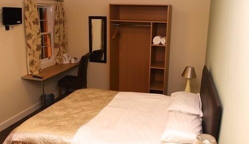 Habitación doble, baño privado (Kingsize(1st Floor))
