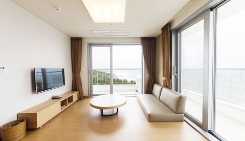 [Breakfast PKG] Suite Korean-style Room (Ondol): Breakfast for 2
