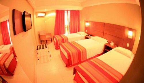 Habitación triple Deluxe (Twin)