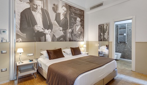 Habitación estándar con 1 cama doble o 2 individuales