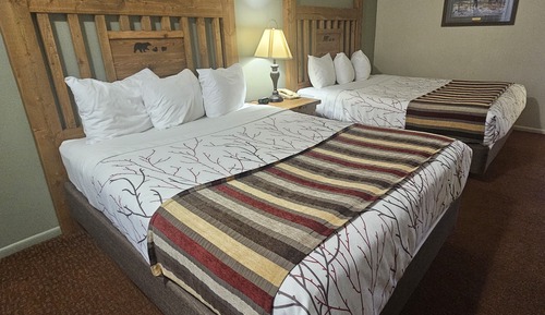 Two Queen Bed Motel Unit