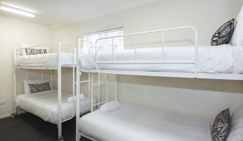 Apartamento familiar, 1 habitación, frigorífico y microondas, planta baja