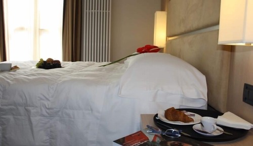 Habitación estándar con 1 cama doble o 2 individuales