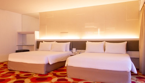 Suite (Fire)