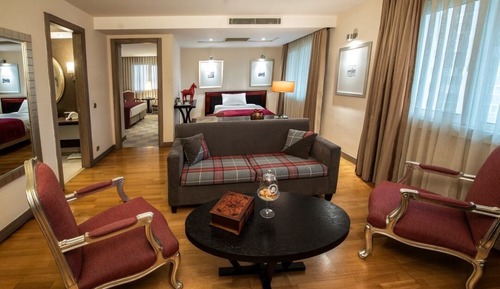 Suite