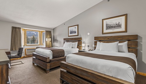Habitación estándar doble, 2 camas de matrimonio, vistas a la montaña