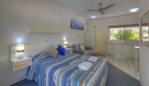 Habitación estándar doble, 1 cama de matrimonio, no fumadores, cocina básica