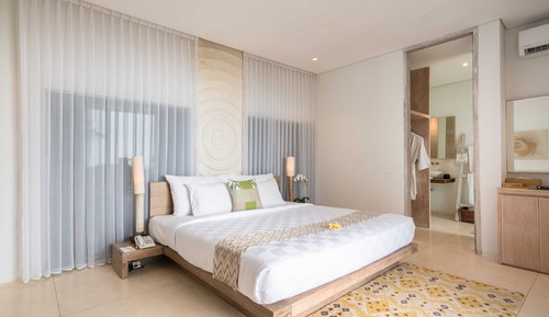 Suite panorámica, bañera de hidromasaje, vistas al mar (Varda Deluxe Double Room)
