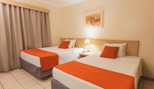 Habitación triple ejecutiva, varias camas