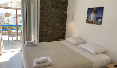 Estudio, vistas al mar