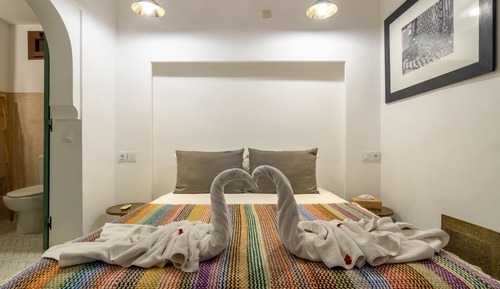 Habitación superior con 1 cama doble o 2 individuales, no fumadores