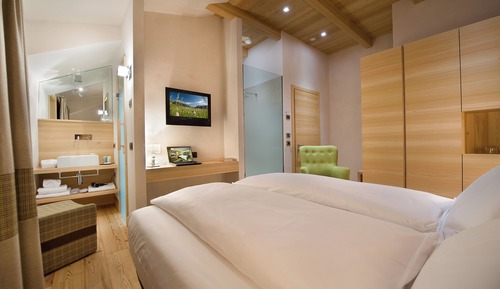 Habitación Confort con 1 cama doble o 2 individuales
