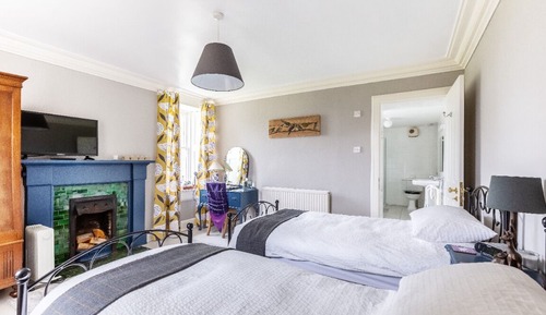 Suite, baño privado ( Iona Ground Floor)