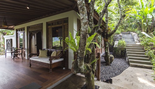 Villa, piscina privada, en la zona del jardín