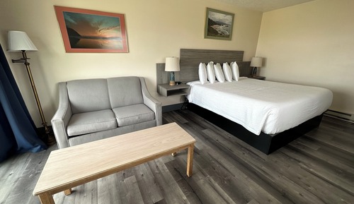 Suite clásica, 1 cama de matrimonio grande con sofá cama, bañera de hidromasaje, vistas al mar