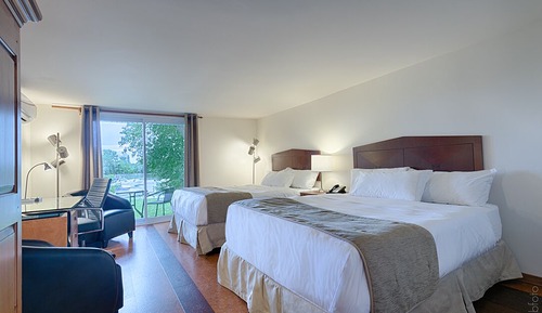 Habitación superior, 2 camas de matrimonio (Pavillon Desmarais)