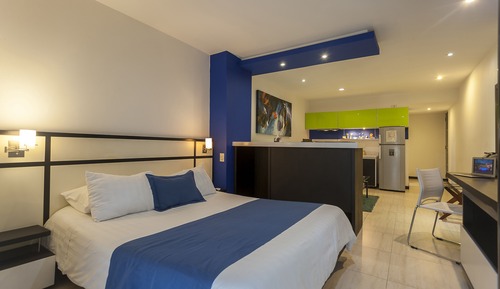 Habitación estándar con 1 cama doble o 2 individuales, 1 cama de matrimonio con sofá cama