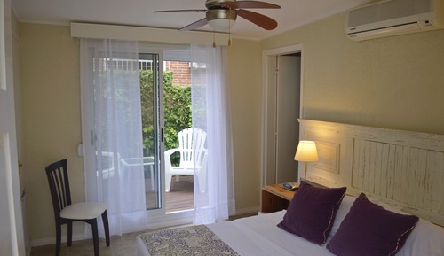 Habitación estándar con 1 cama doble o 2 individuales