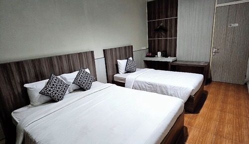 Habitación familiar, varias camas, planta baja