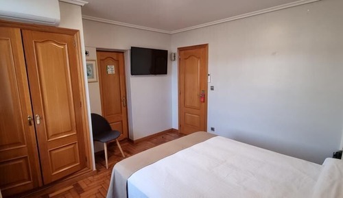 Habitación económica con 1 cama doble o 2 individuales