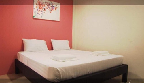 Estudio económico, 1 cama de matrimonio grande